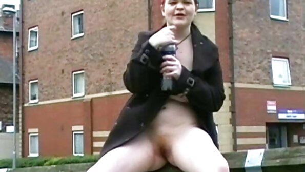 Prljava mlada tinejdžerka probušena od strane starijeg pastuha